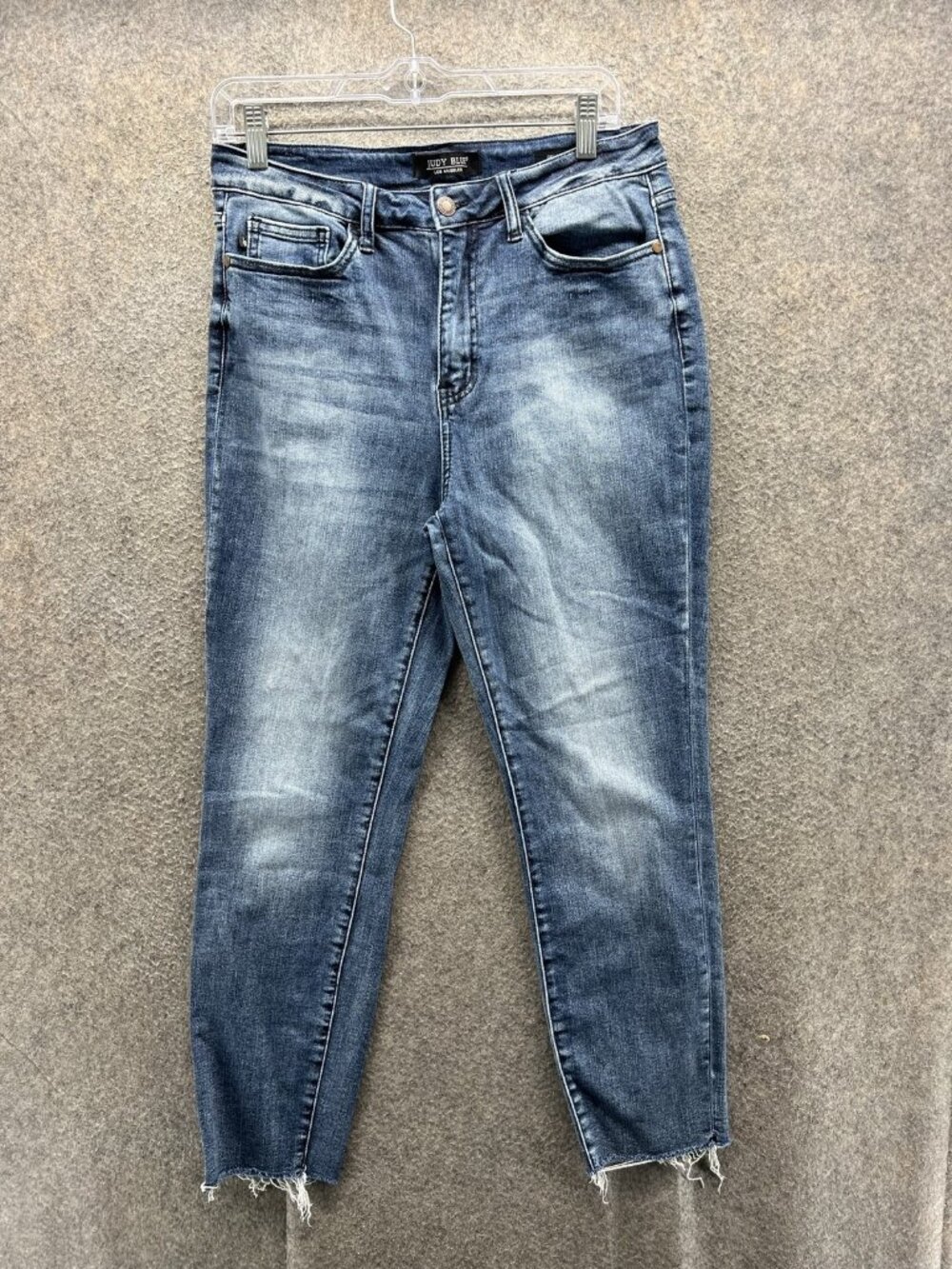 Judy Blue High Rise Relaxed Tapered Jeans Womens 11/30 Blue Medium Wash Raw Hem